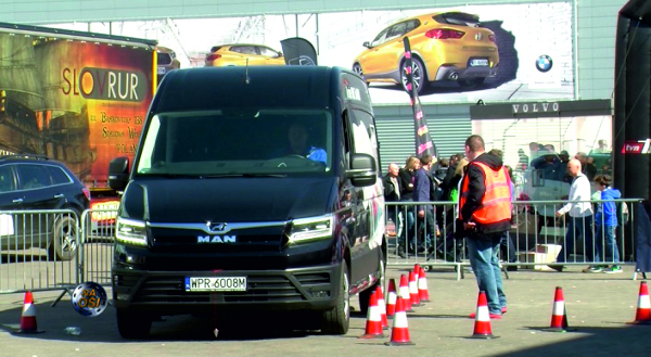 Reportaż Poznań Motor Show 2018 - konkurs Polskiego Trakera 31..