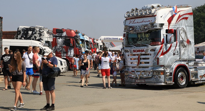 Master Truck...,